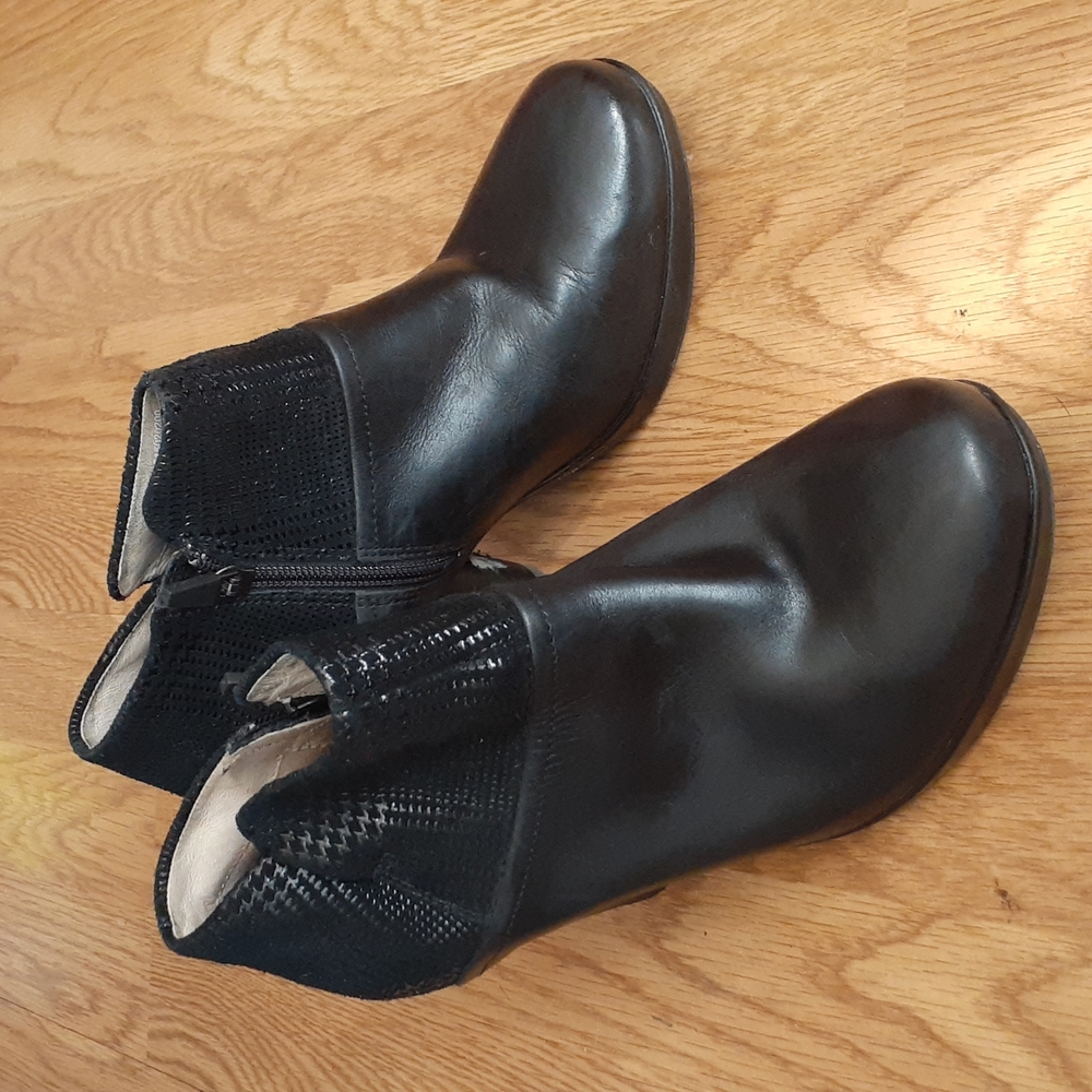 Dansko Miley Ankle Boots Bootie Black Leather Size 8
